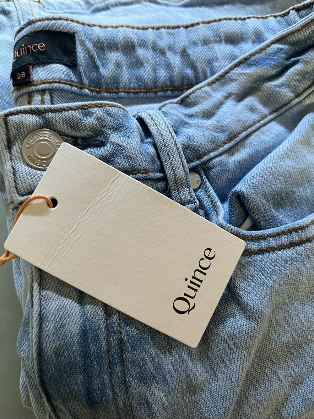 QUINCE Bella Stretch Relaxed Straight Jeans Cool Blue 28/28 Inseam NWT!